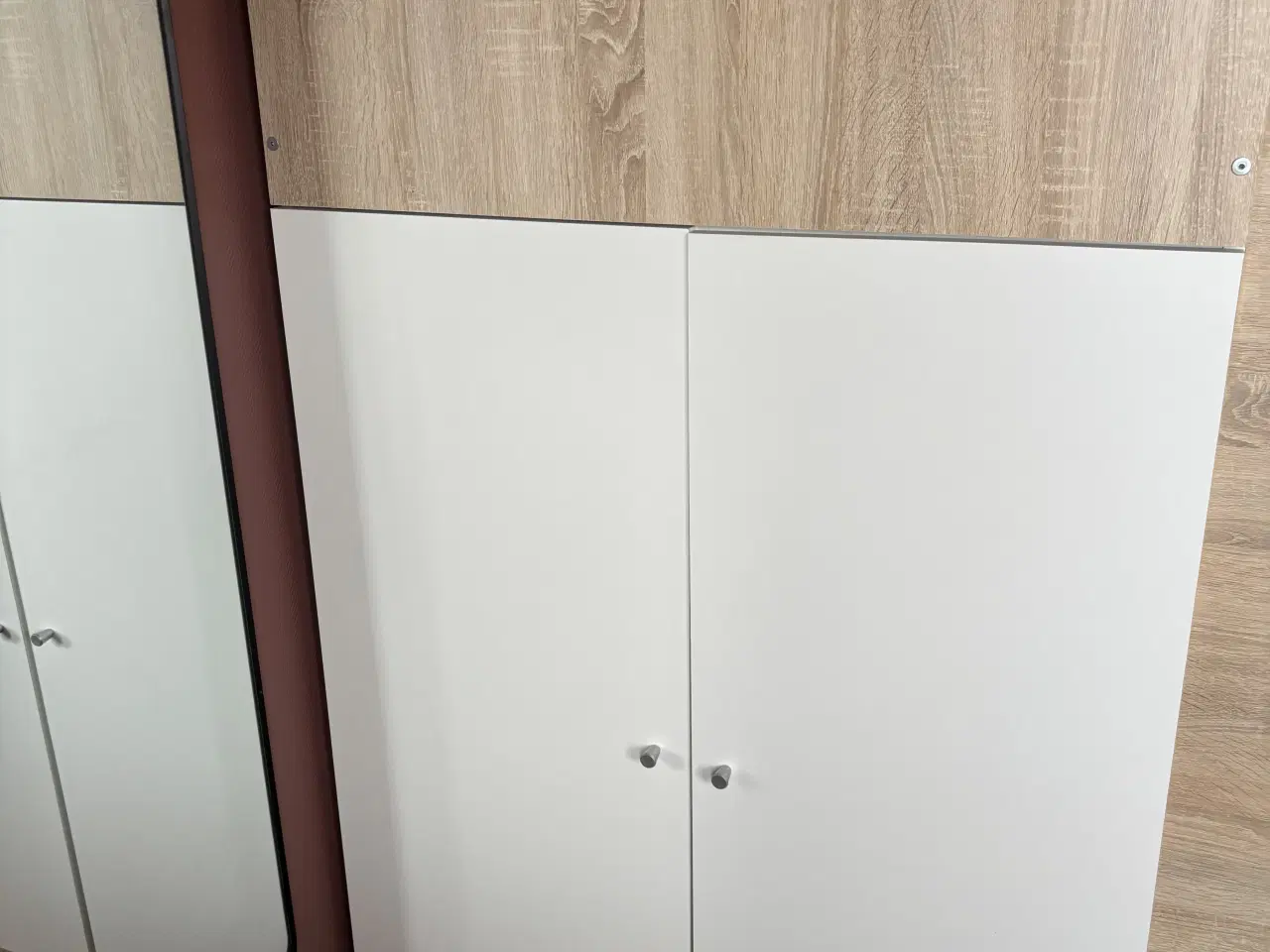 Billede 1 - Højseng med skrivebord og skab 