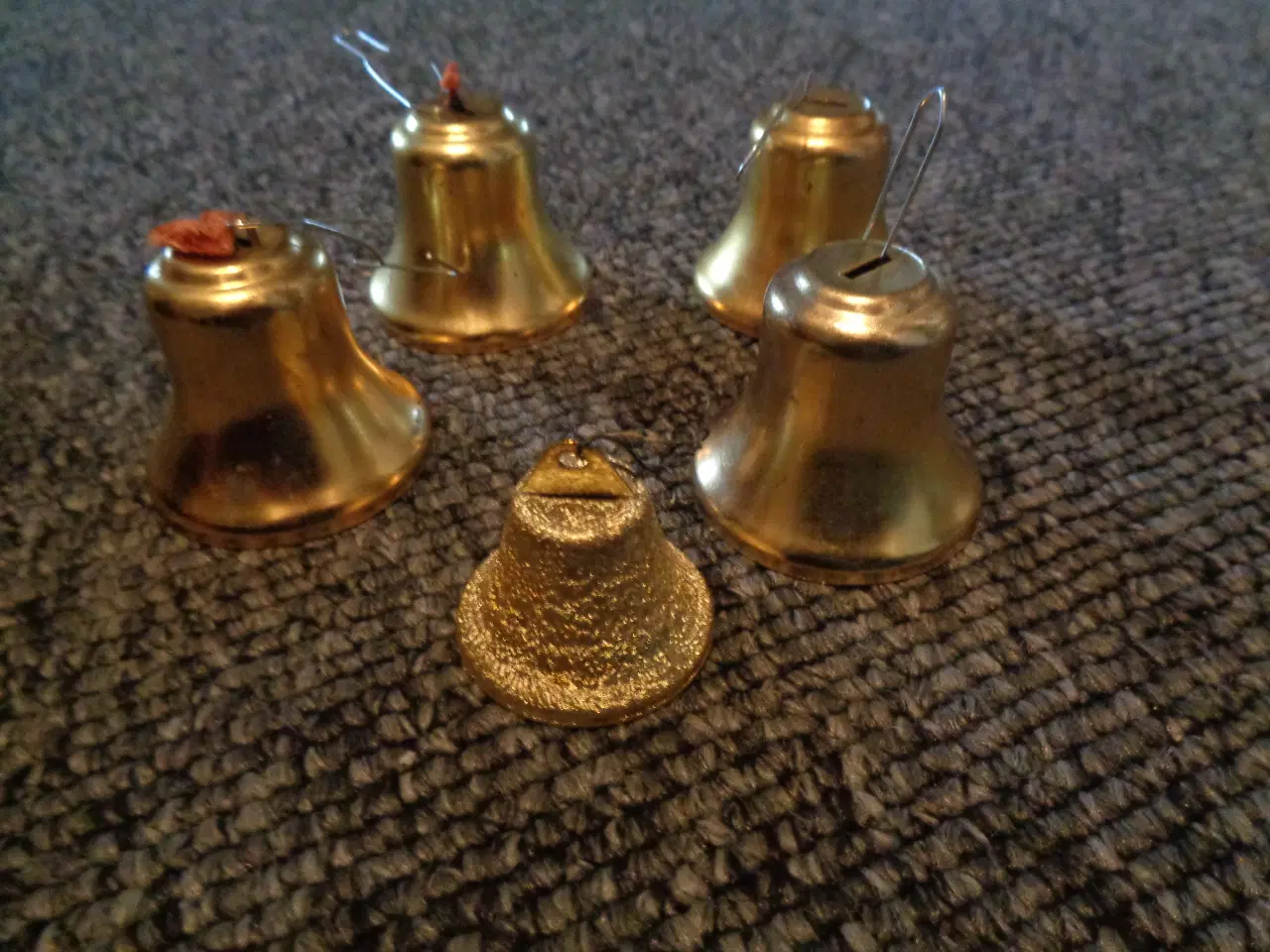 Billede 1 - Guldfarvet klokker