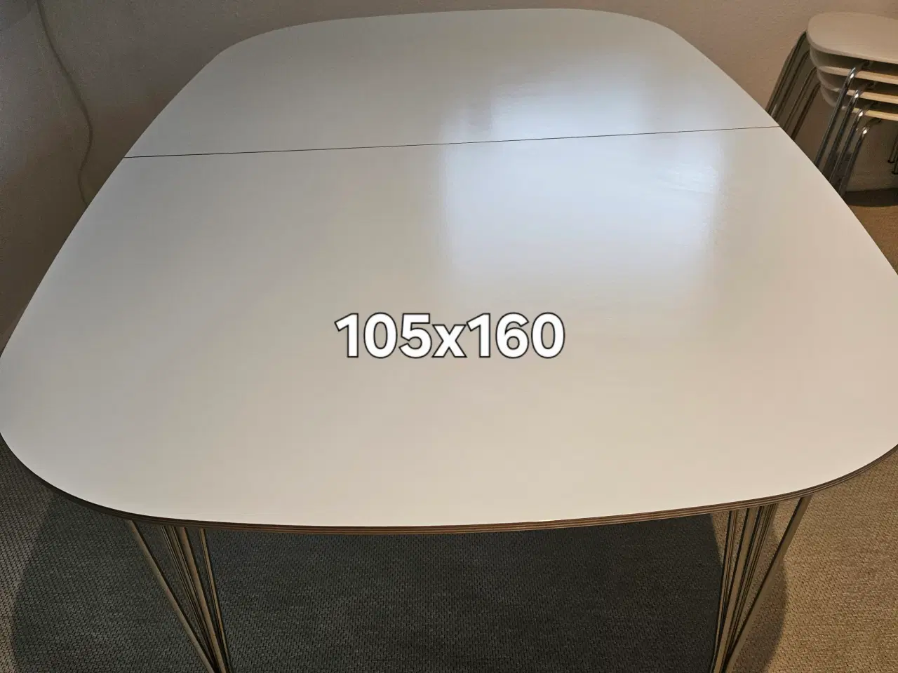 Billede 1 - Haslev spisebord med 2 tillægsplader