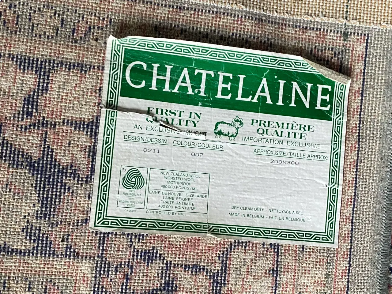 Billede 1 - Tæppe til under spisebord 