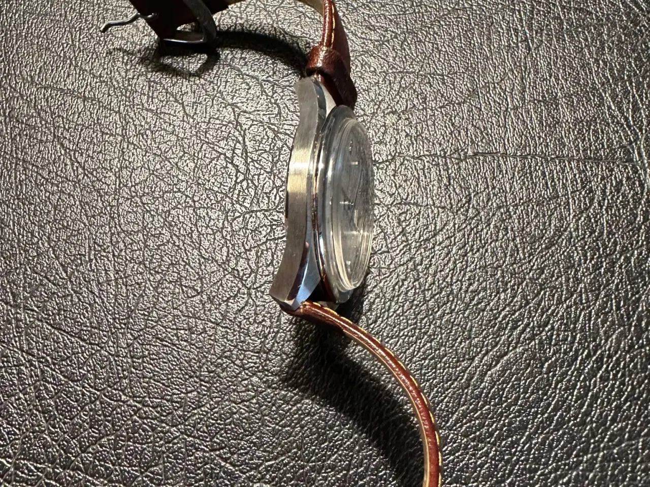 Billede 4 - Omega Armbåndsur Sølvfarvet med Brun Læderrem