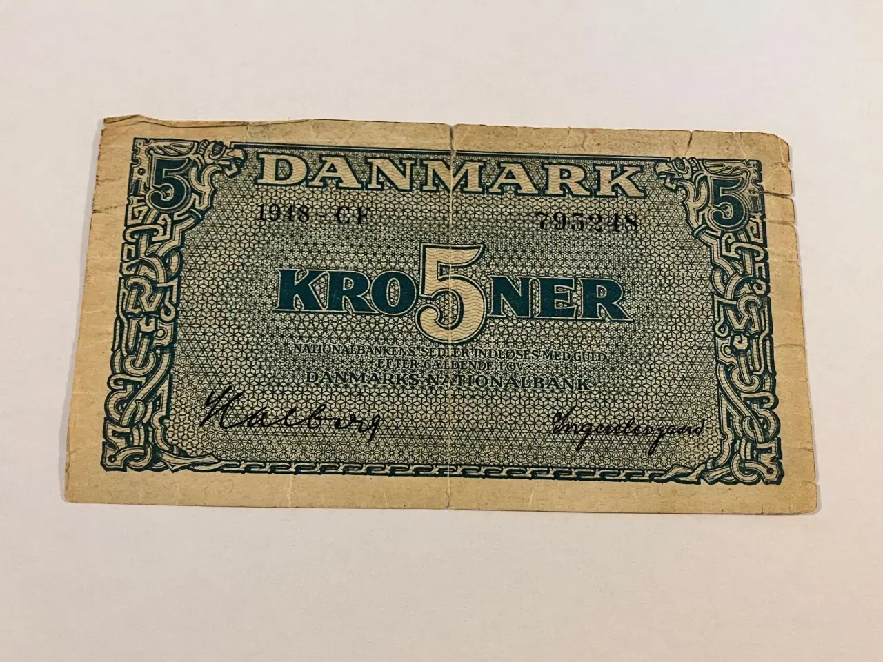 Billede 1 - 5 Kroner 1948 Danmark - Slidt