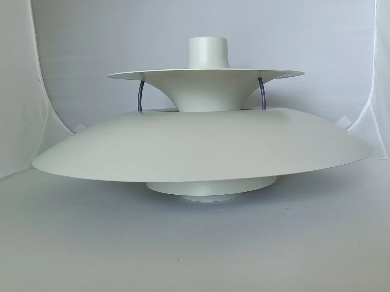 Billede 1 - PH5 pendel, hvidlakeret: Poul Henningsen
