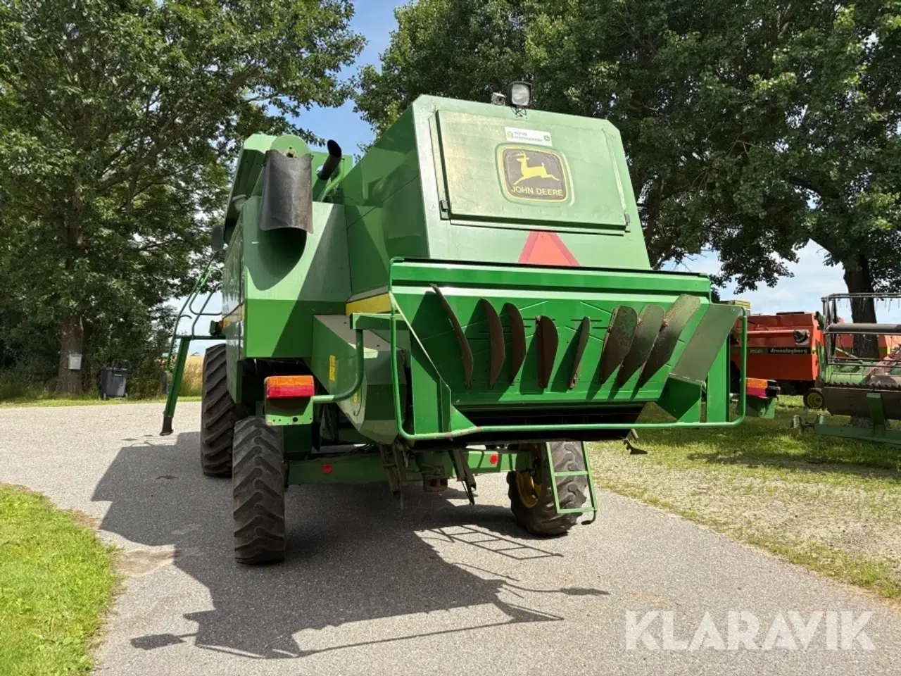 Billede 10 - Mejetærsker John Deere 2054 med skærbord og skærbordsvogn