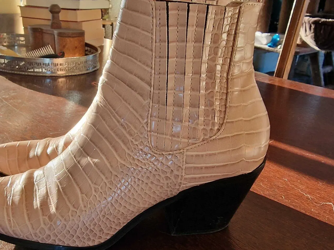 Billede 2 - Støvler str. 41 fra Bianco