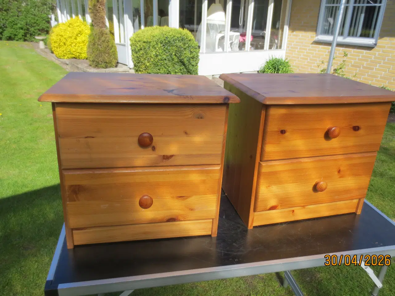 Billede 1 - 2 stk Sengeborde i Fyrretræ 