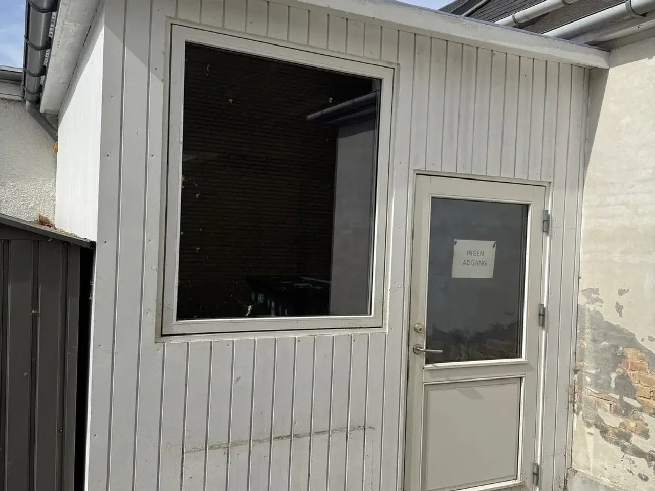 Billede 8 - Butikslokale udlejes.