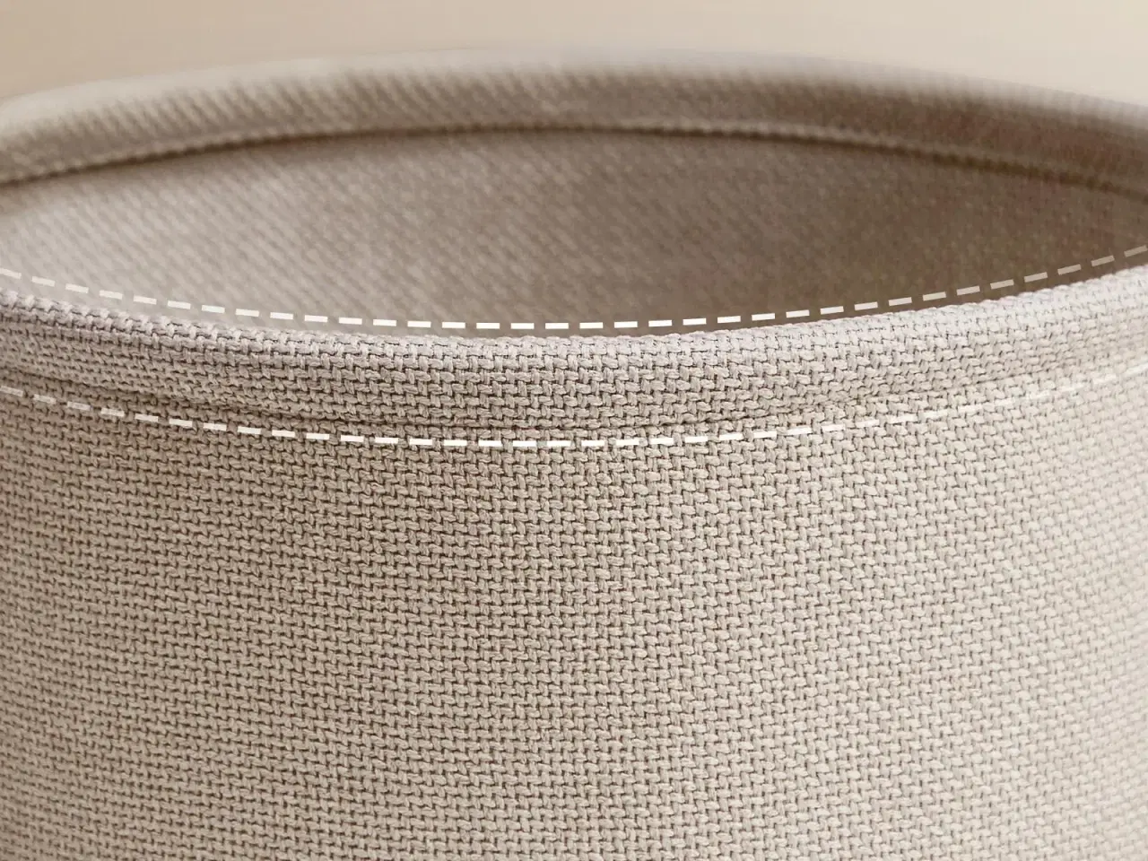 Billede 6 - Sofabord rund med opbevaring – VASAGLE, stofkurv, metalstel, mat hvid/kamelbrun