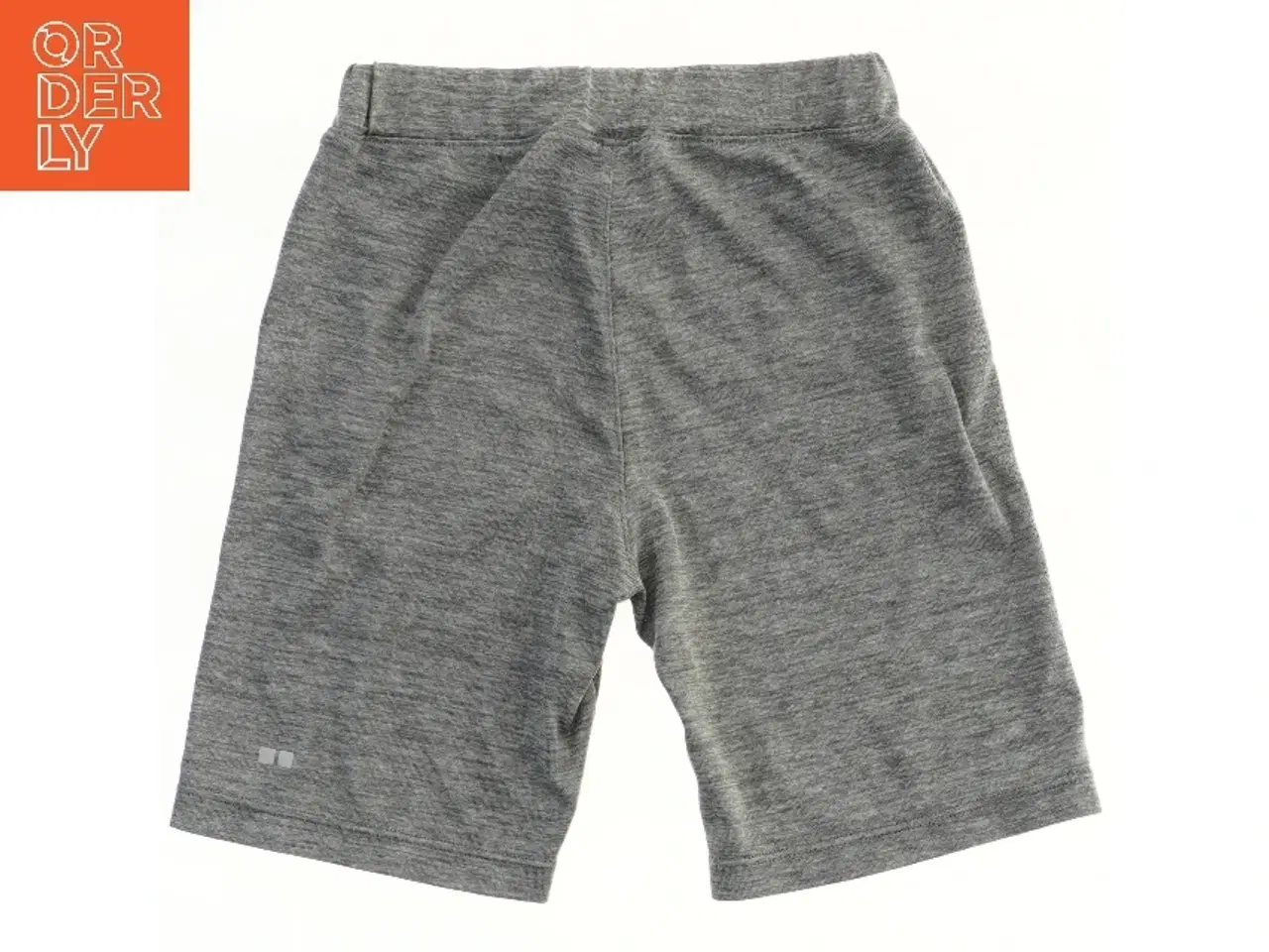 Billede 1 - Grå shorts fra Uniqlo (str. 110)