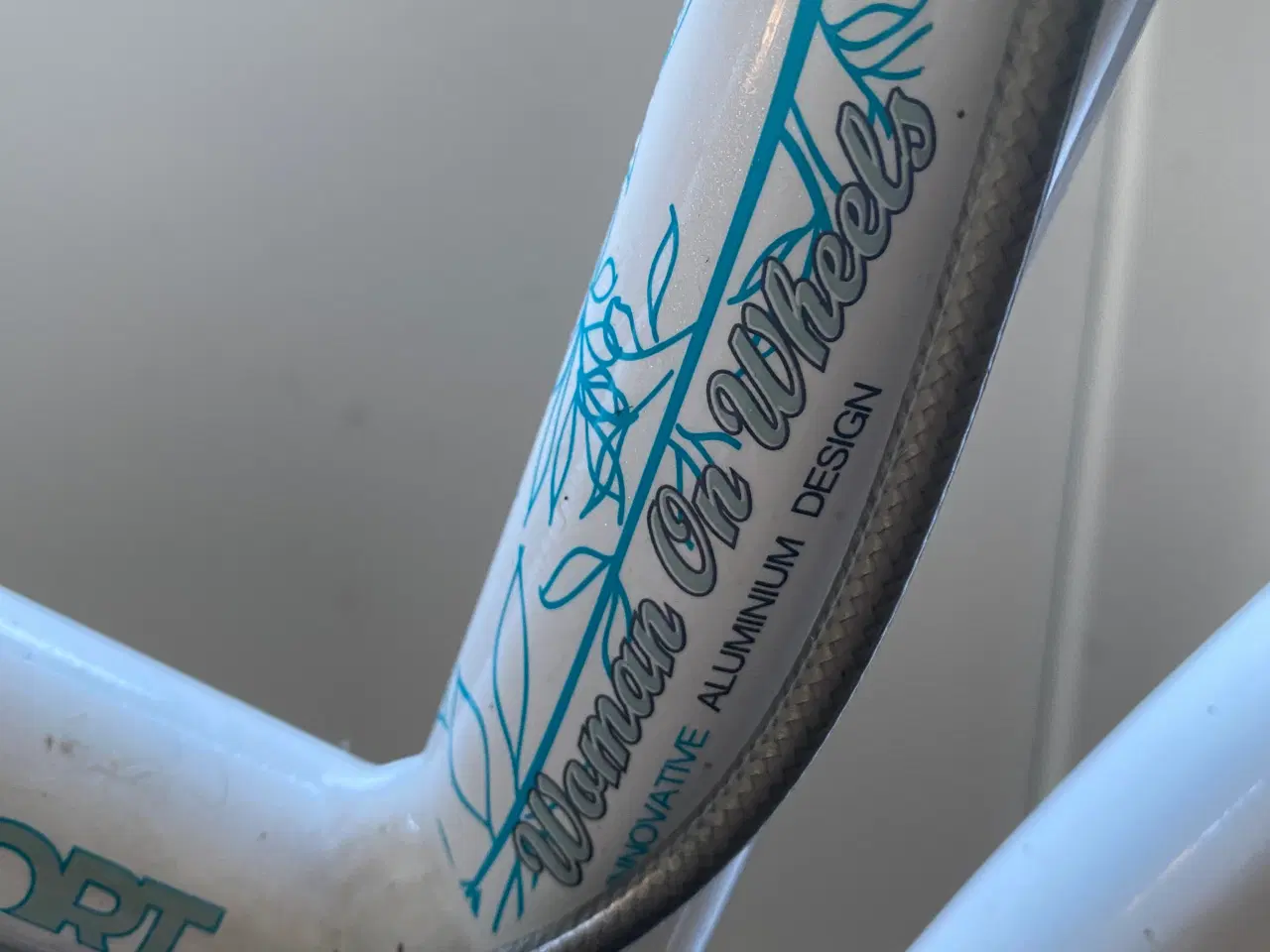 Billede 3 - Lækker damecykel, næsten som ny