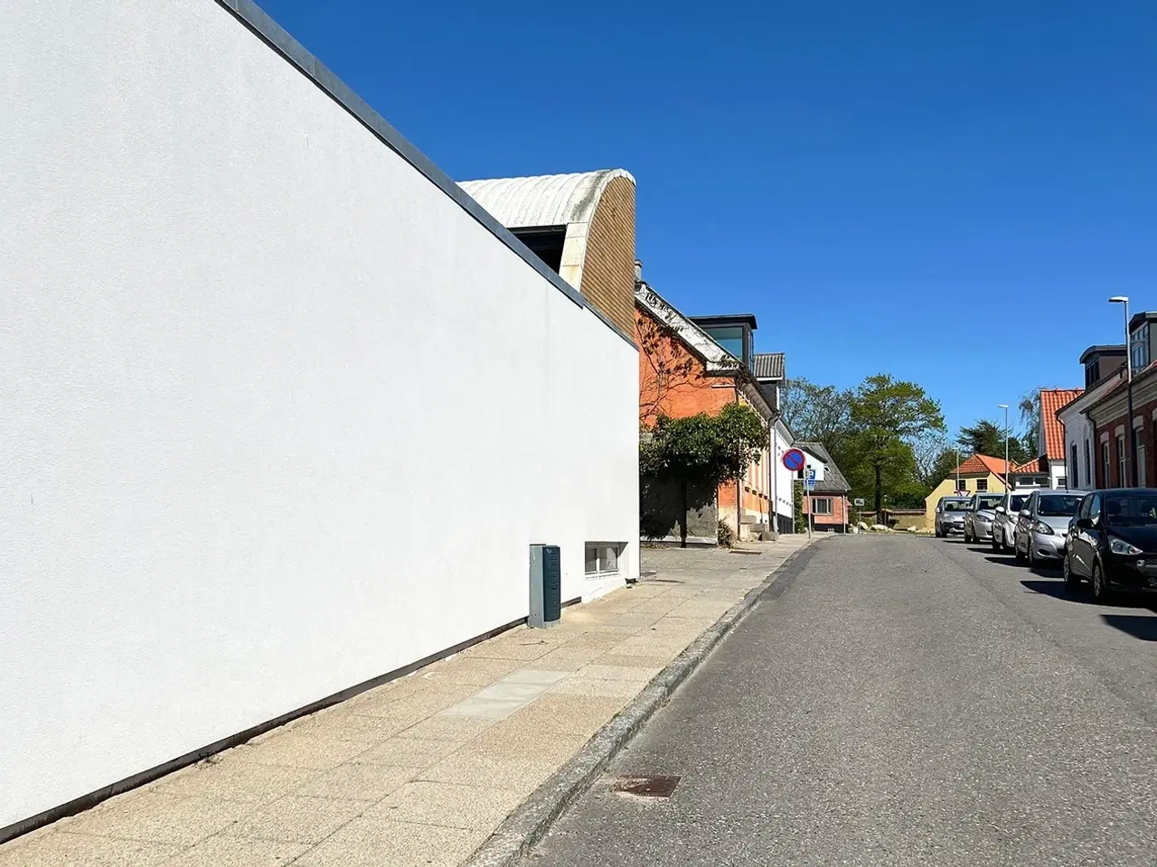 Billede 4 - Billigt erhvervslejemål velegnet som kontor eller lager!