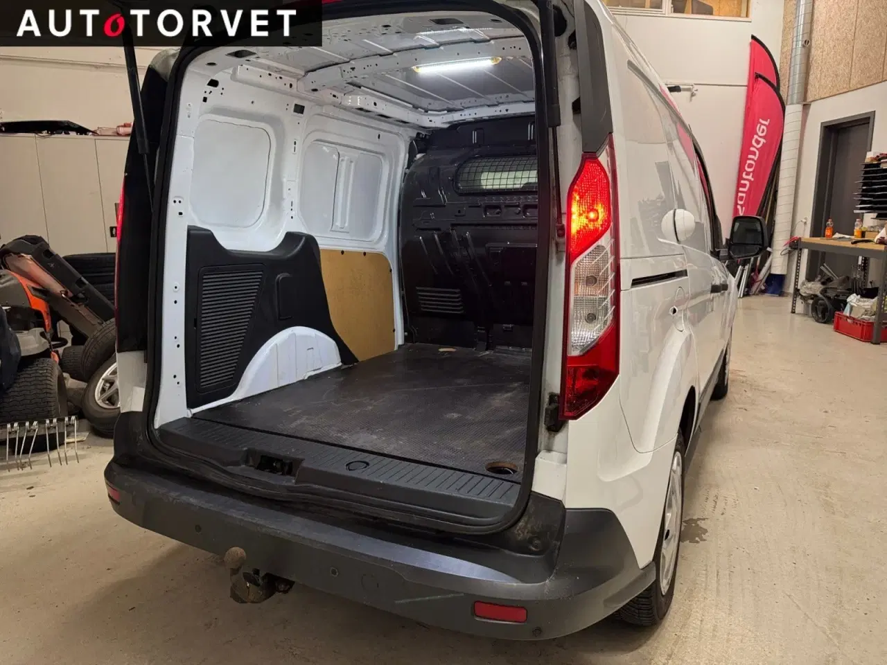 Billede 15 - Ford Transit Connect 1,6 TDCi 95 Trend kort