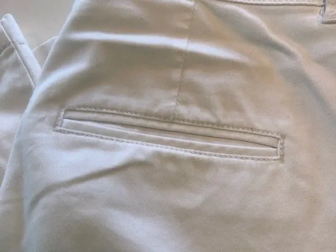 Billede 2 - Hvide bukser