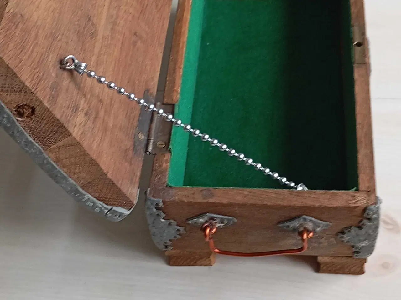 Billede 2 - Vintage skrin. Antik trækiste