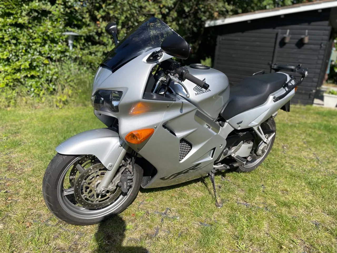 Billede 2 - Honda VFR 800Fi