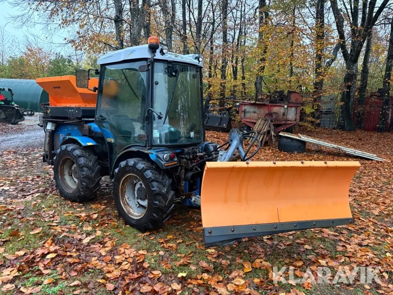 Billede 3 - Knækstyret kompakttraktor BCS 650 med sneplov og saltspreder