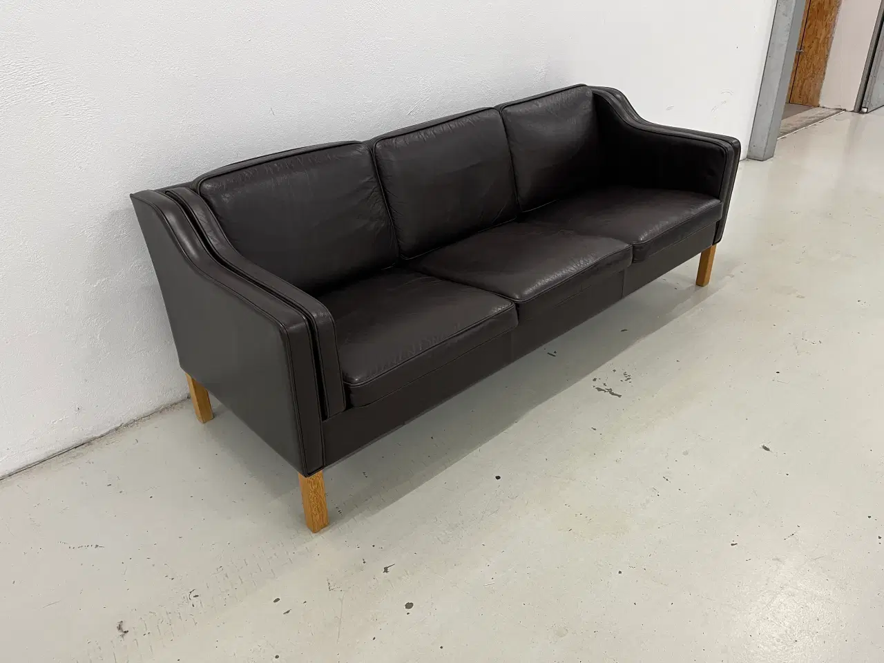 Billede 5 - Mogens Hansen MH195 3 Pers.Sofa i Dark Brown læder