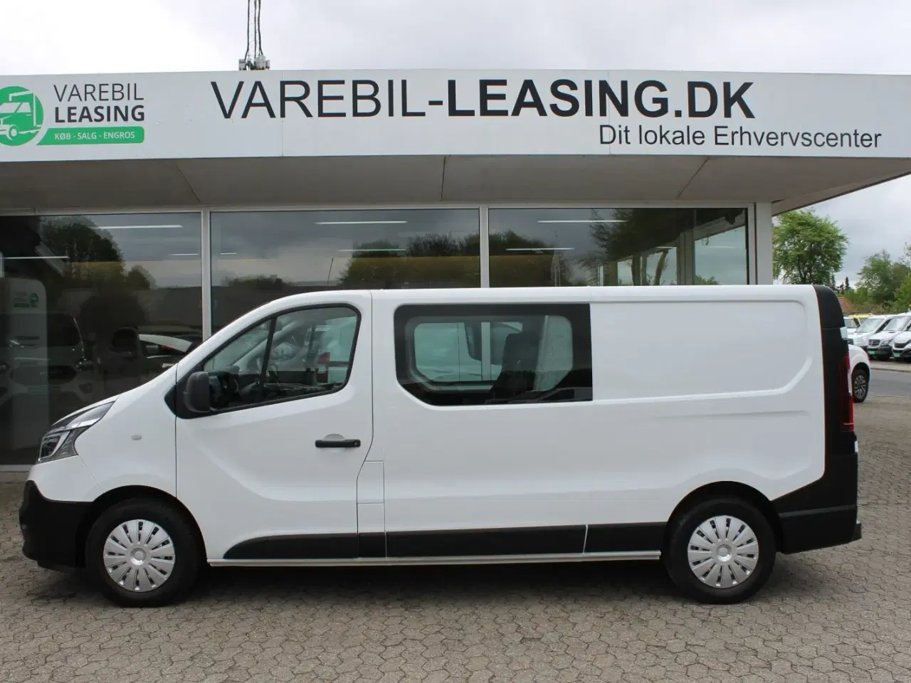 Billede 1 - Renault Trafic T29 2,0 dCi 120 L2H1 Mandskabsvogn