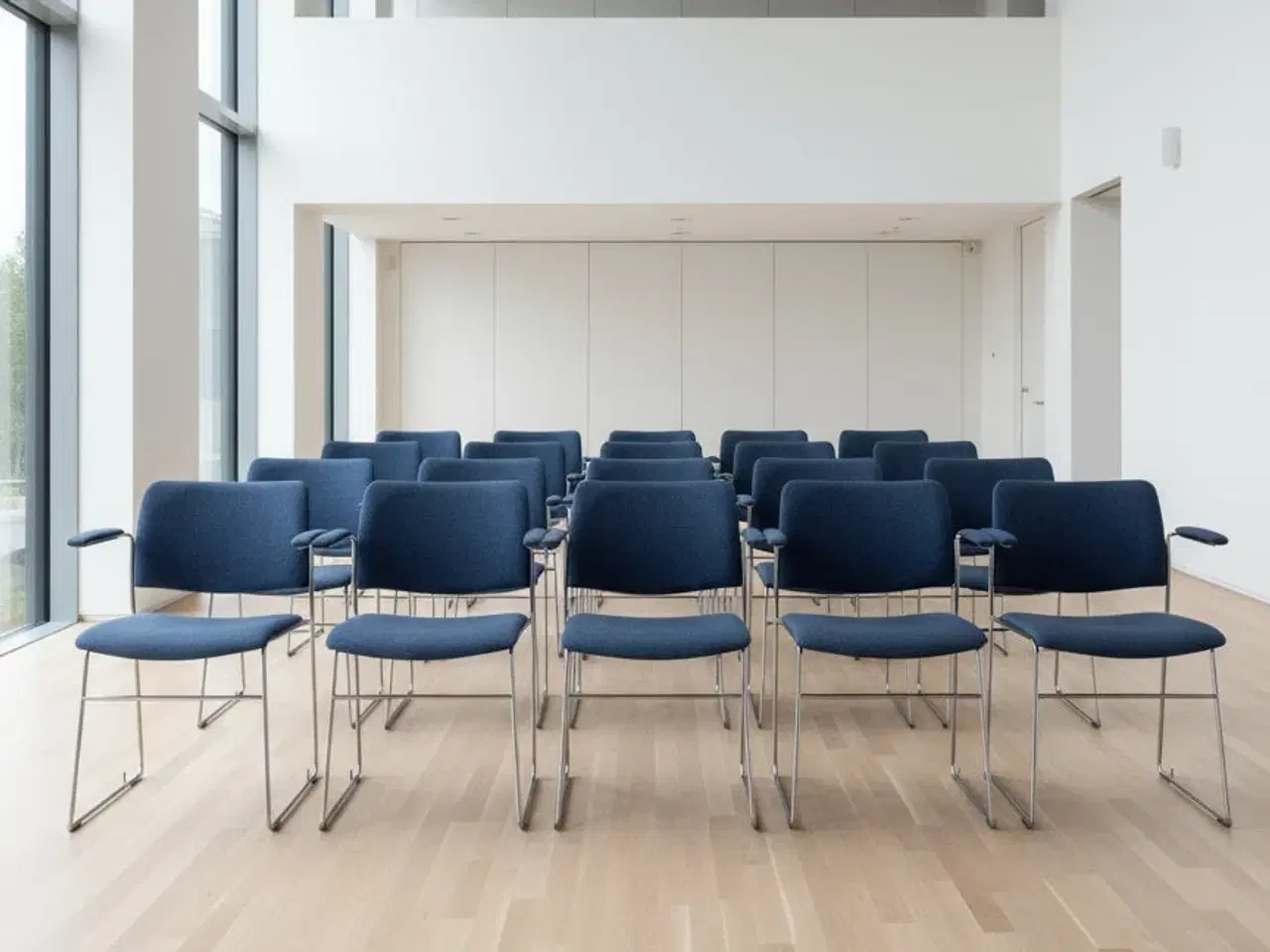 Billede 2 - Howe | 40/4 Konferencestol (Blå m. Krom Stel)