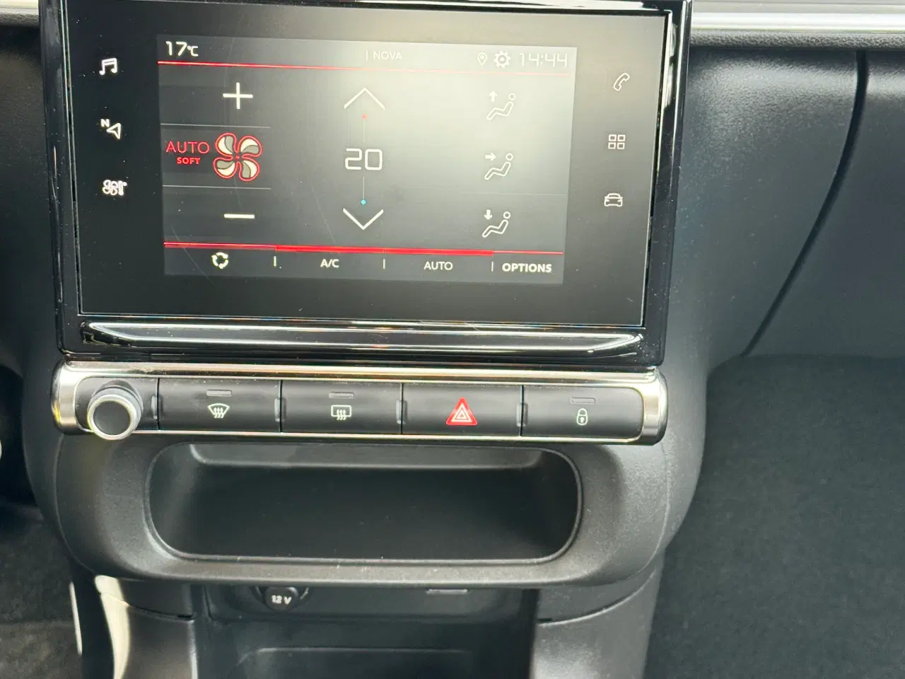 Billede 11 - C3 BlueHDI 32 km/l årg. 2019