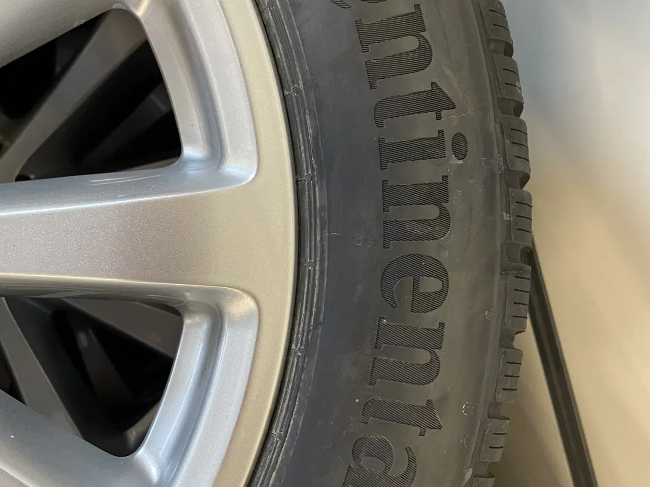 Billede 5 - Vinterdæk på originale Merceds alufælge.