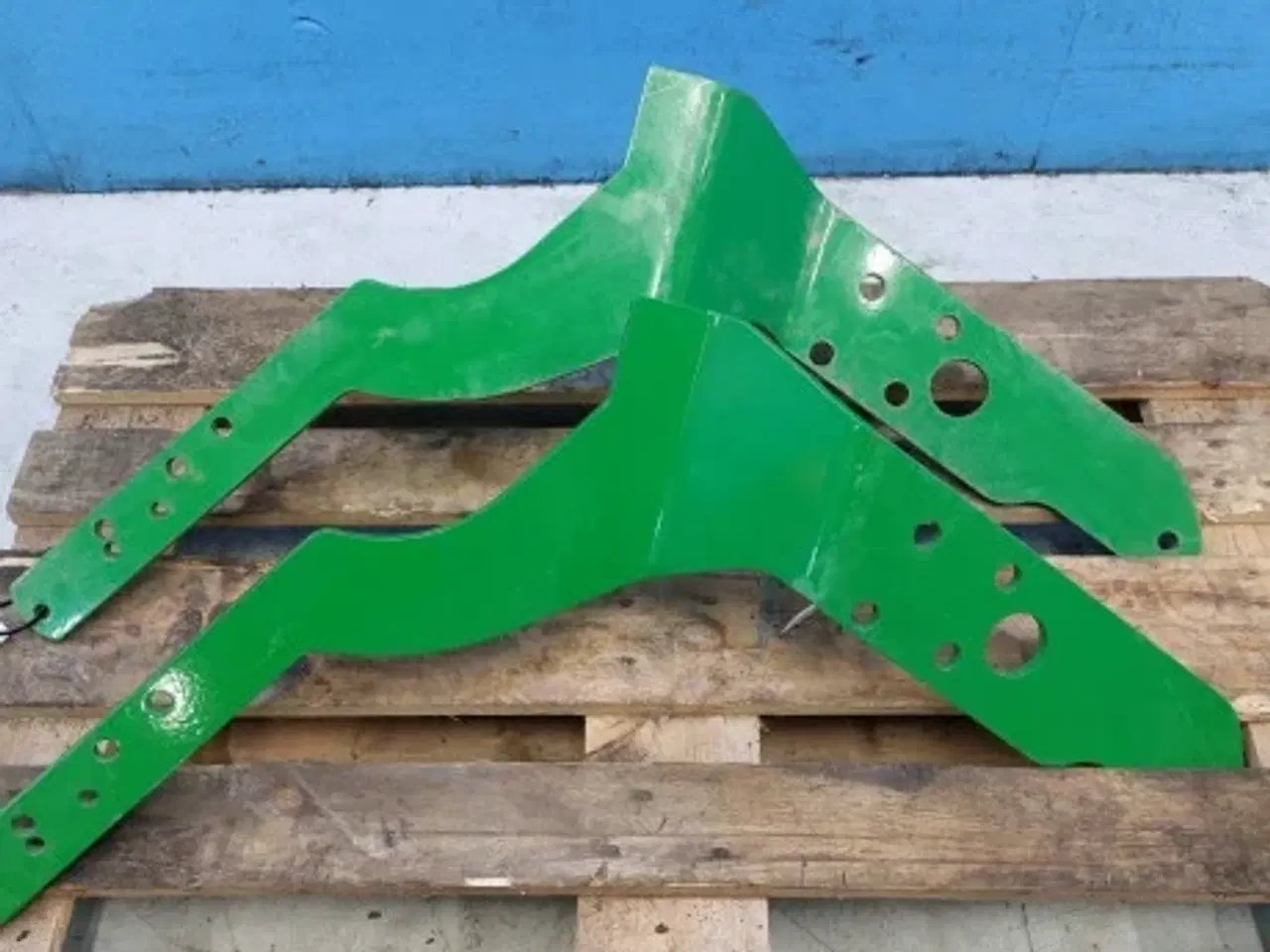 Billede 8 - John Deere H310 Motorhjelms Beskytte Sæt Beslag W57070