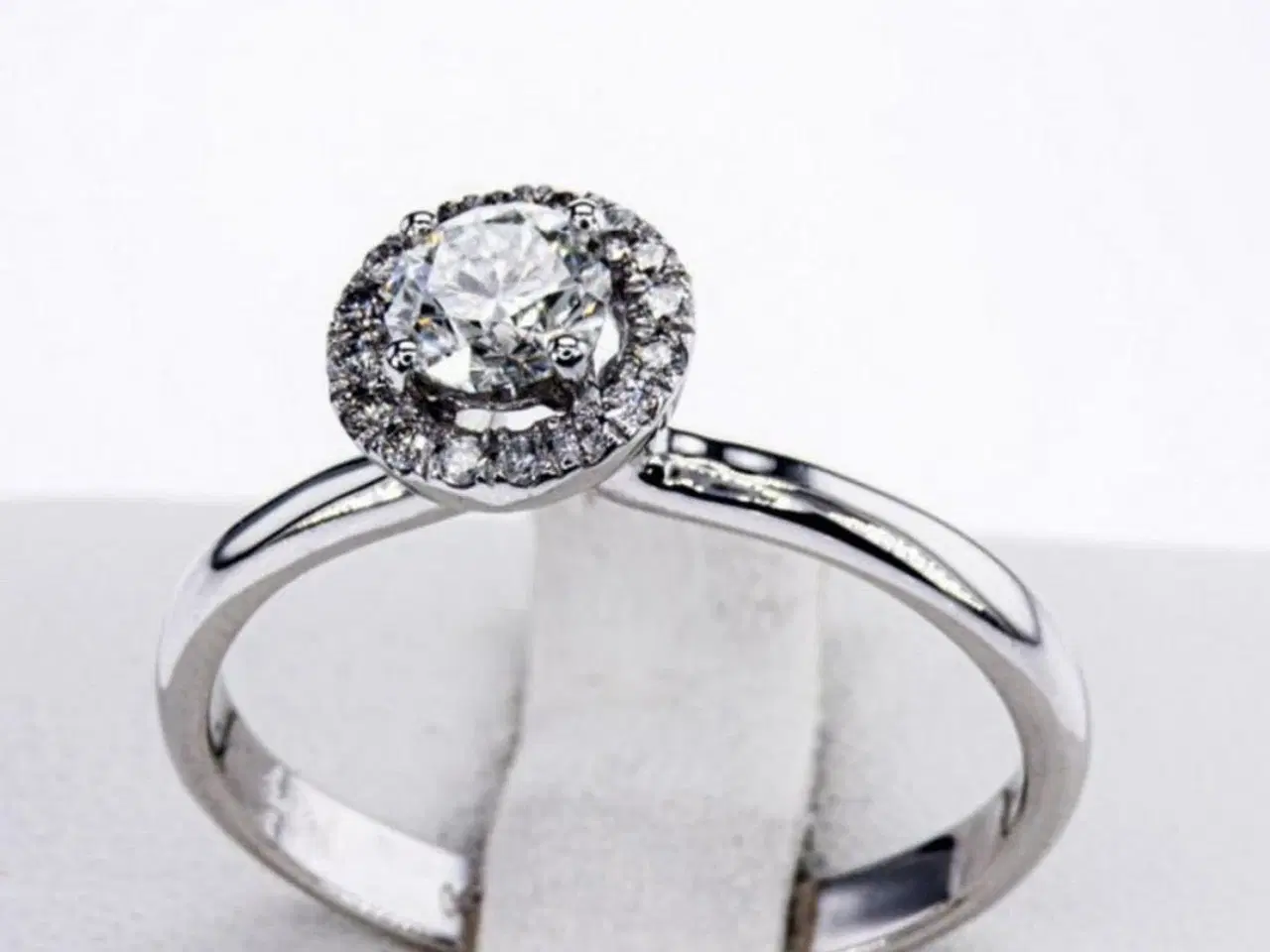 Billede 2 - Naturlig Diamantring 0.62ct