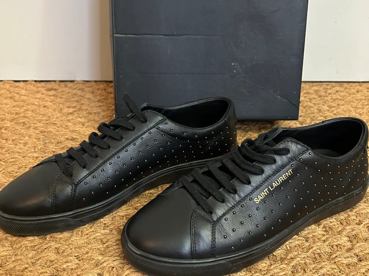 Billede 1 - Saint Laurent Andy Signature Studded