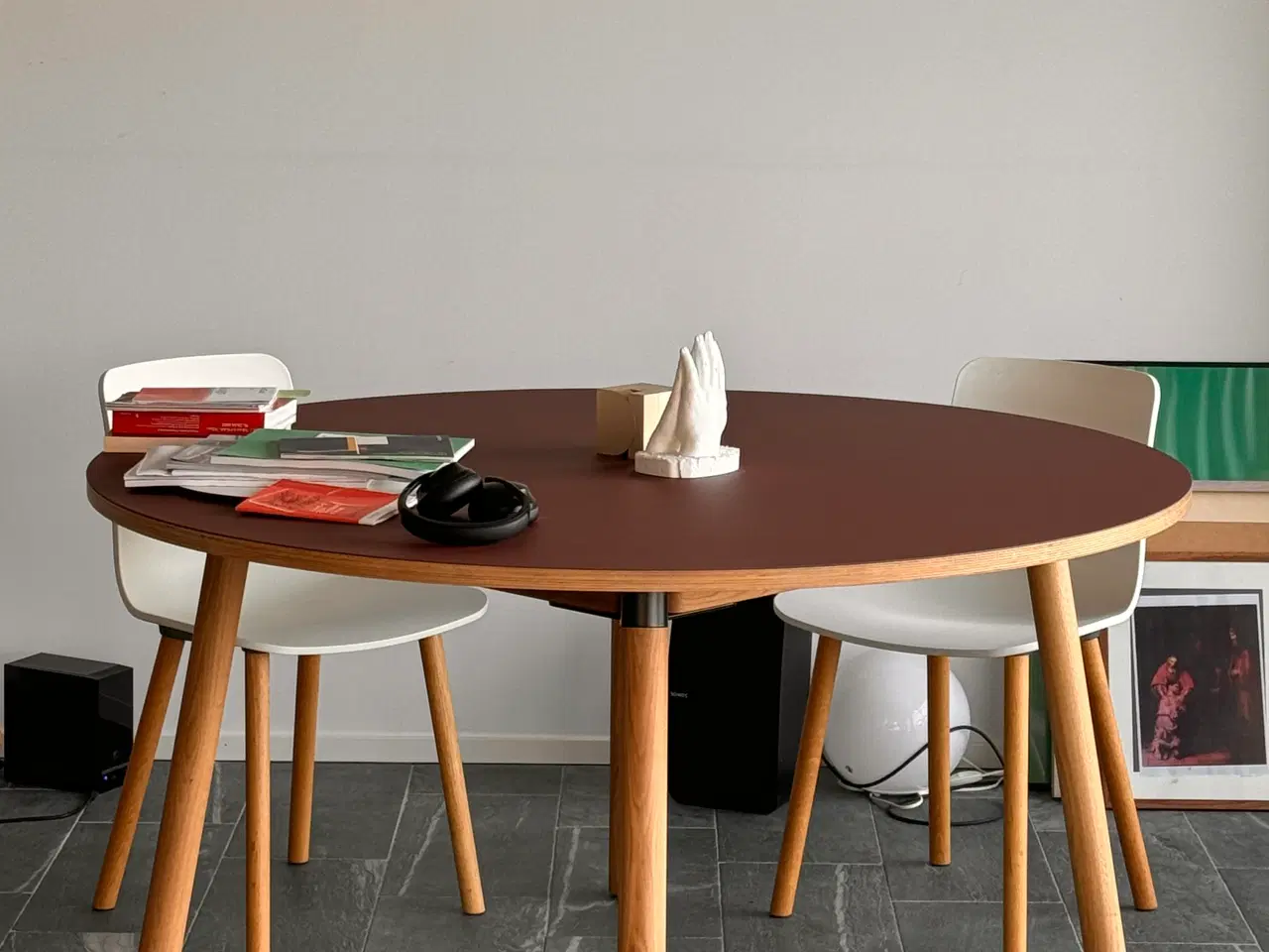 Billede 1 - NYT arkitekttegnet mødebord MN300 Ø140