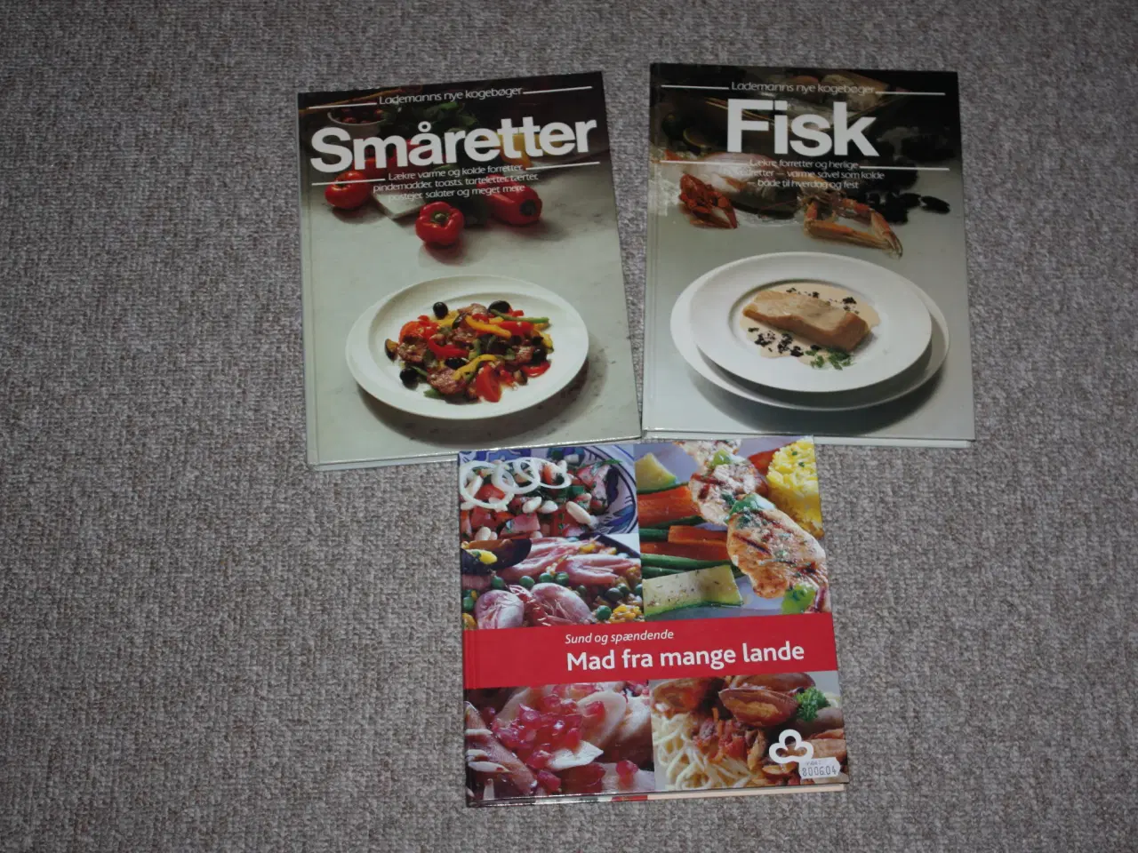Billede 1 - Sælger hermed disse 3 fine kogebøger samlet