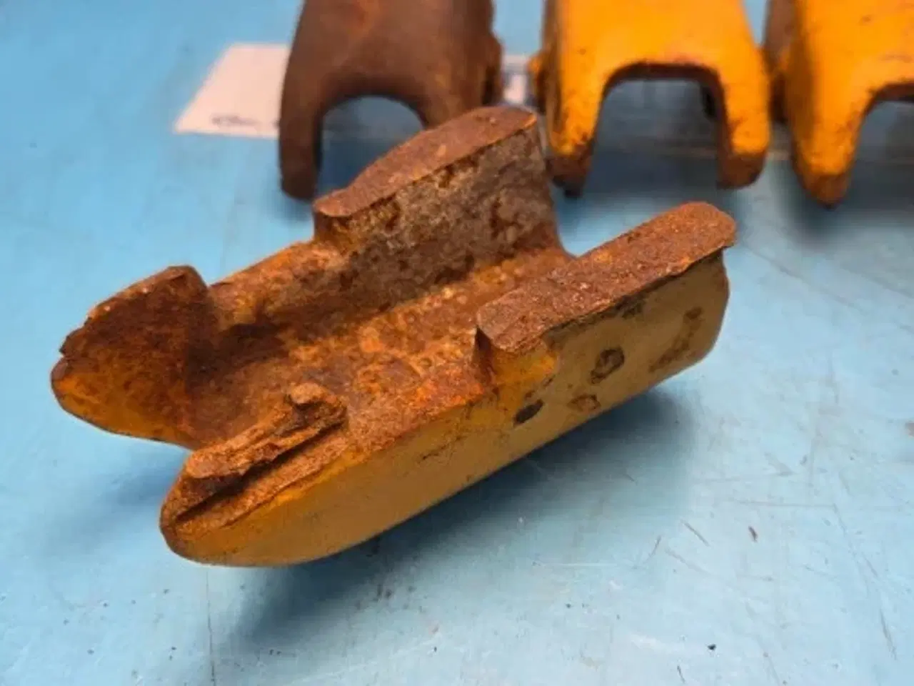 Billede 5 - Hydrema 806 Tænder Til Frontskovl 11 Stk 548113