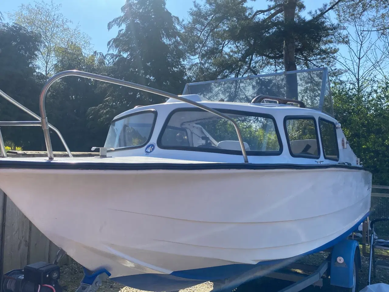 Billede 5 - Kabinebåd, 50 hk, 4 takts, powertrim og trailer