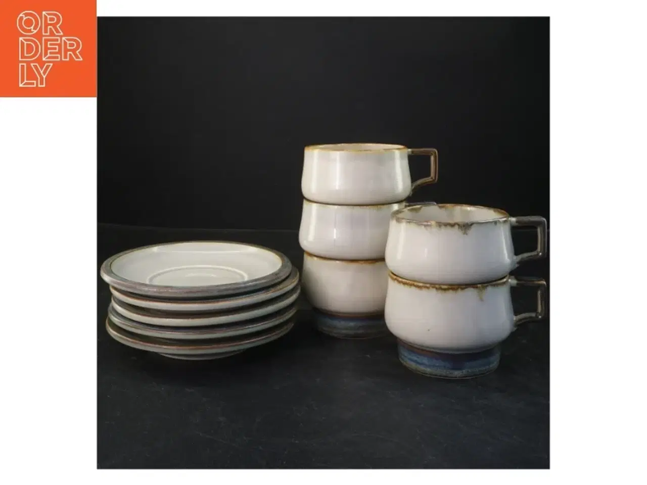 Billede 1 - Sæt af kopper og tallerkener fra B&G (str. Ø 15&7x8 cm)