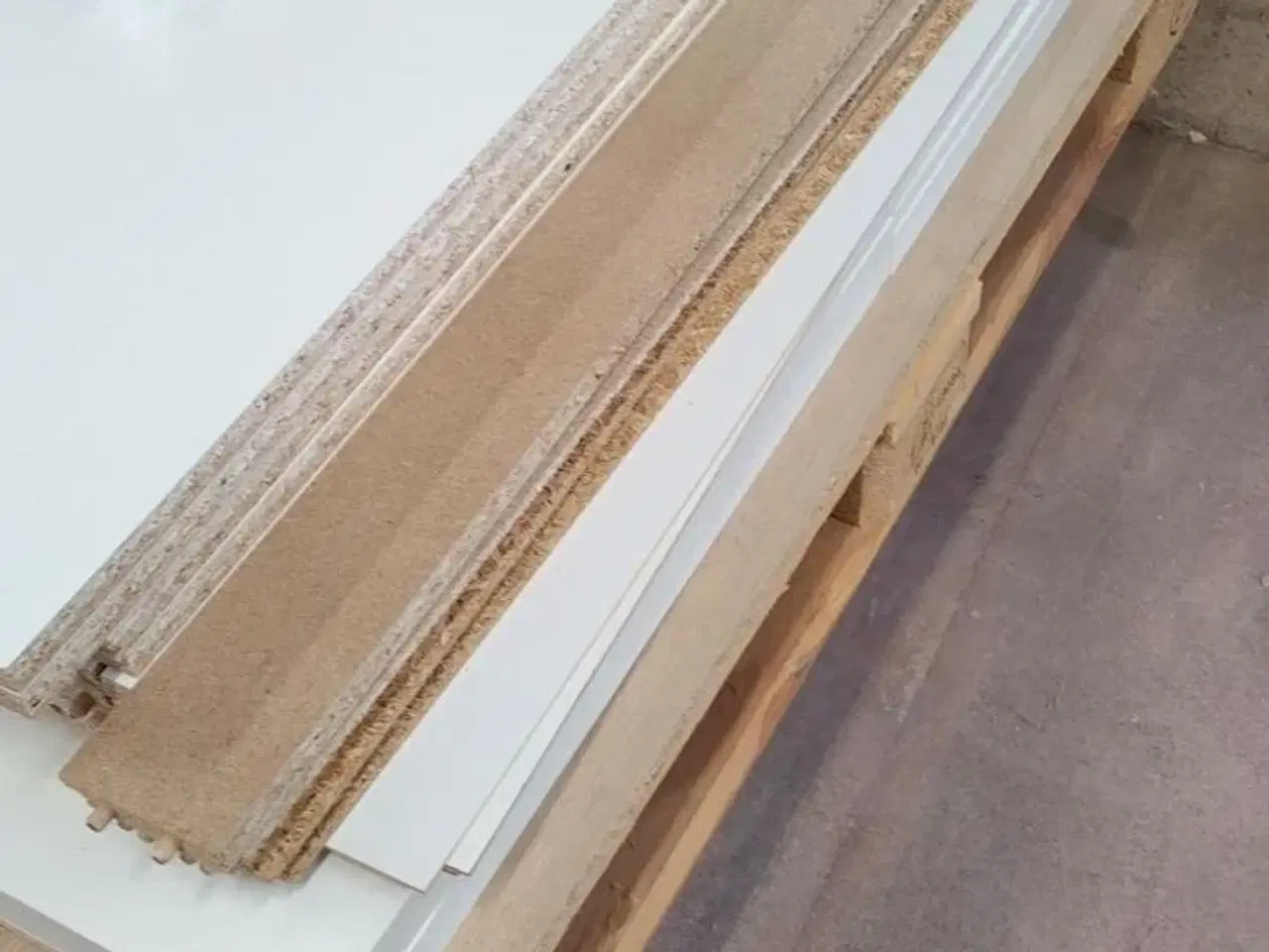 Billede 9 - 4 stk. usamlet underskabe H: 70,4 x B: 100 x D: 58,1