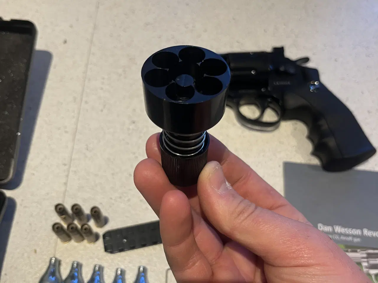 Billede 2 - Sortgun dan wessen