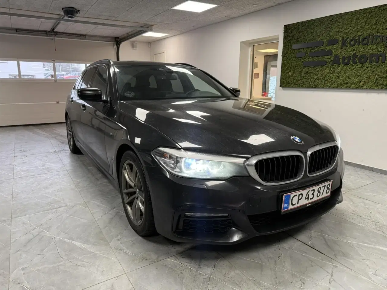 Billede 1 - BMW 520i Touring 2,0 Connected Steptronic 184HK Stc 8g Aut.