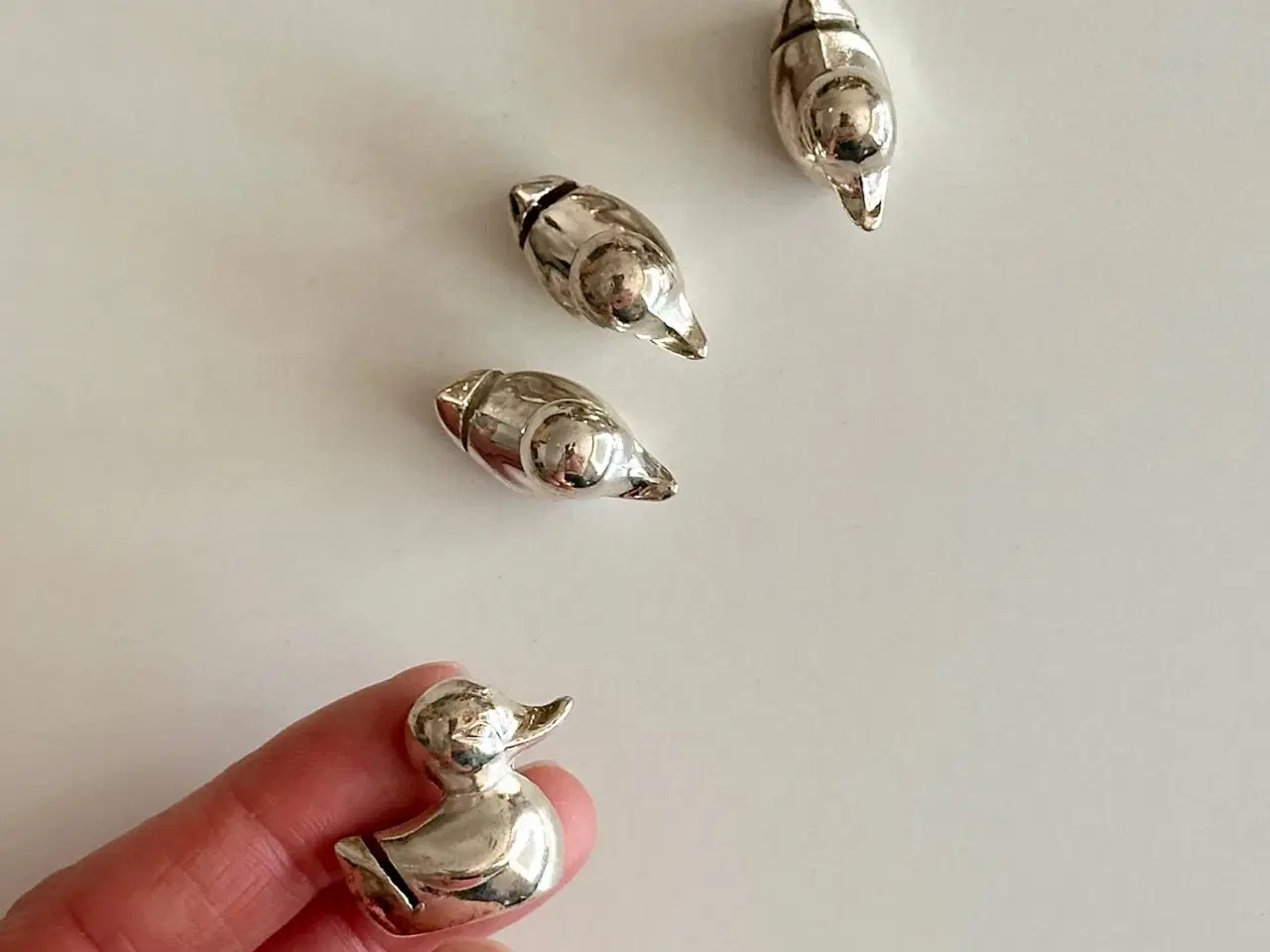 Billede 2 - Bordkortholdere, 4 stk samlet