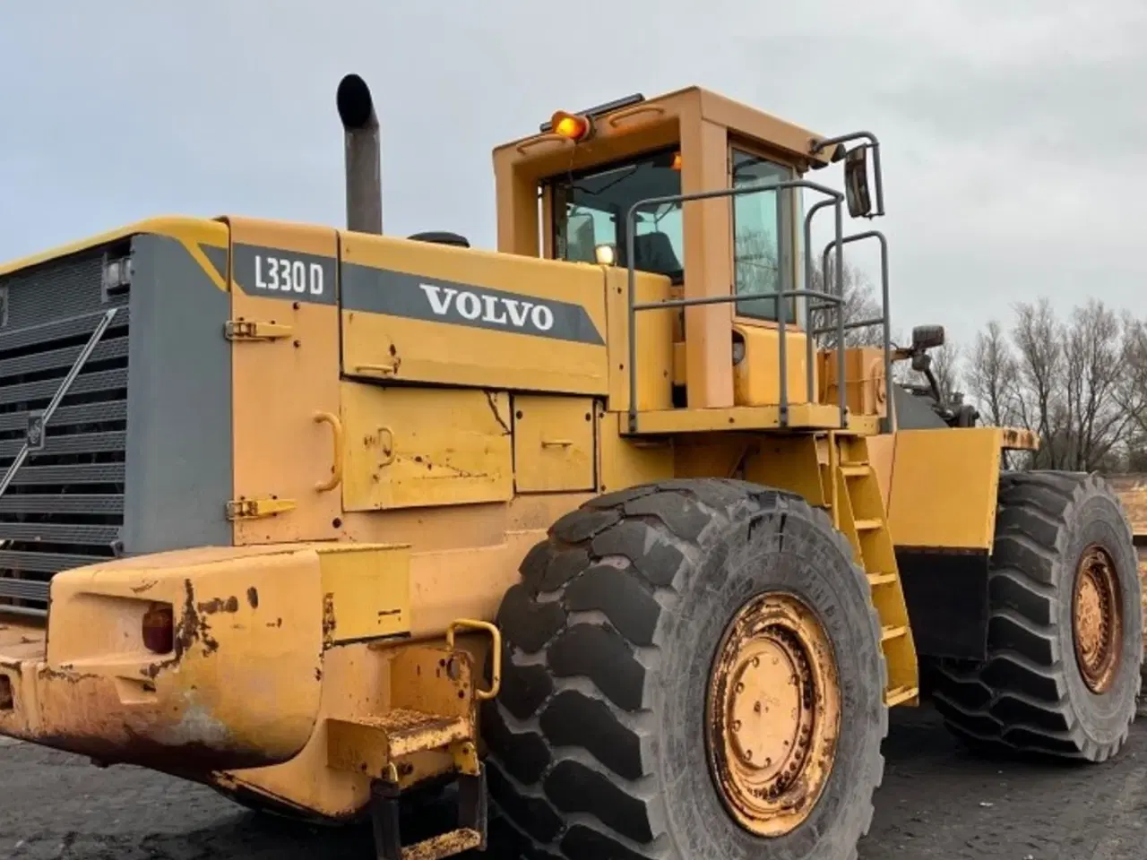 Billede 13 - Volvo L330D Stor ged med 16L motor med 496hk, skovl og centralsmørring.