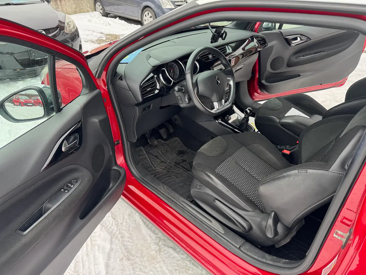 Billede 10 - Citroen DS3 1.2 VTi Style Nysyn Kun kørt 127000km.