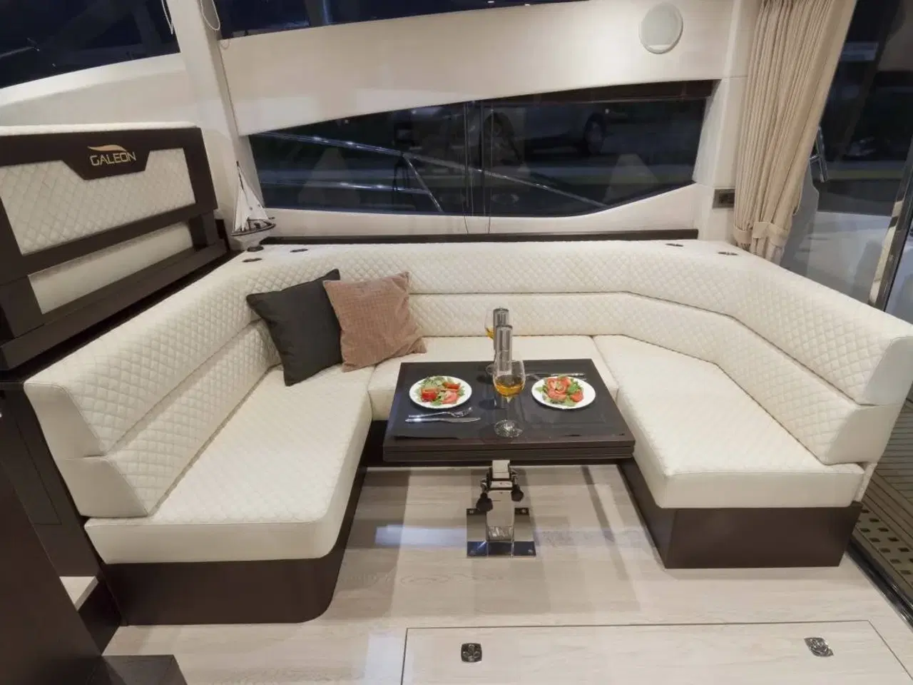 Billede 33 - Galeon 430 SKY - 2XD4-300/Udstyr - 2023
