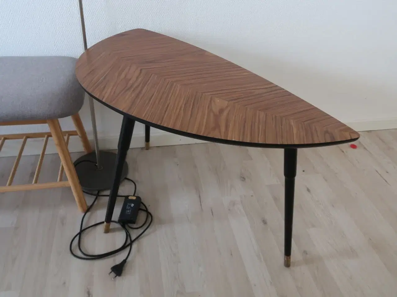 Billede 3 - Bænk, Bord & lampe