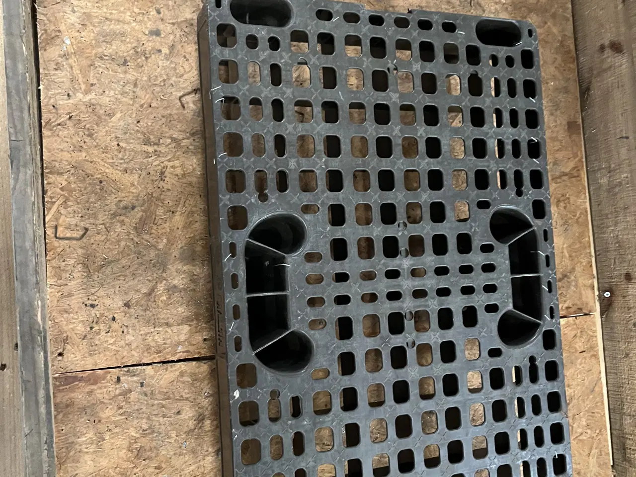 Billede 1 - Plast-palle