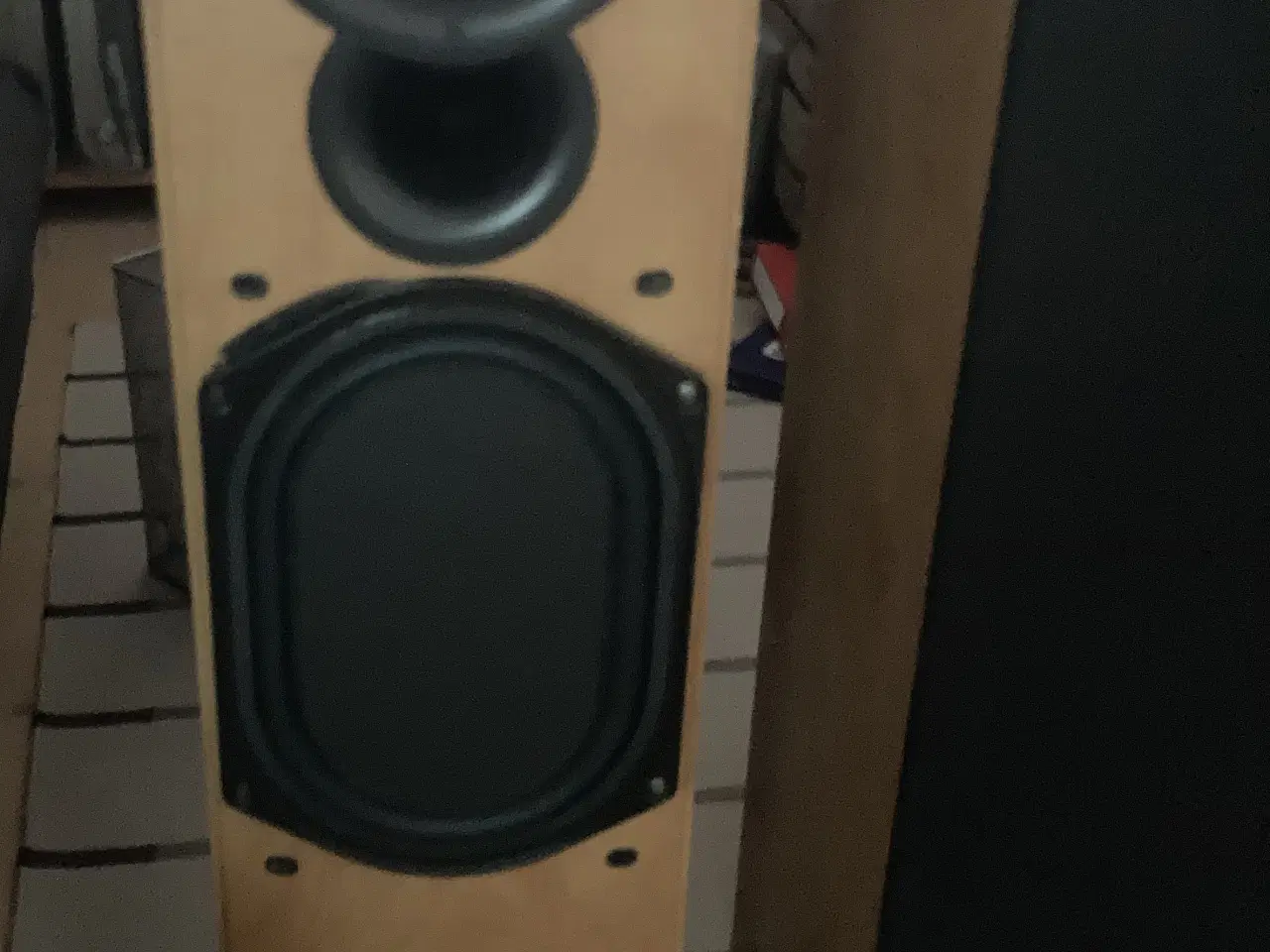 Billede 3 - KEF Q 65.2 gulvhøjttaler-bud modtages