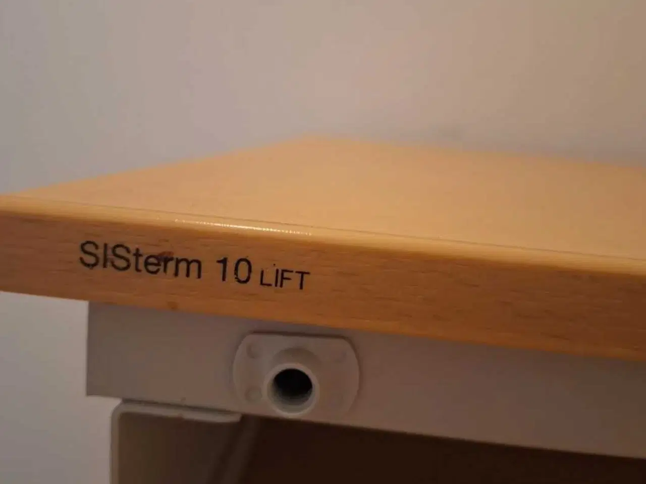 Billede 5 - Lille computerbord/skrivebord