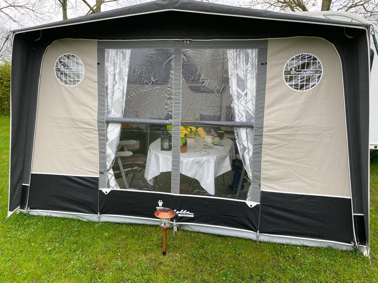 Billede 18 - KVALITET,CAMPINGVOGN ? der ligner en Autocamper. 