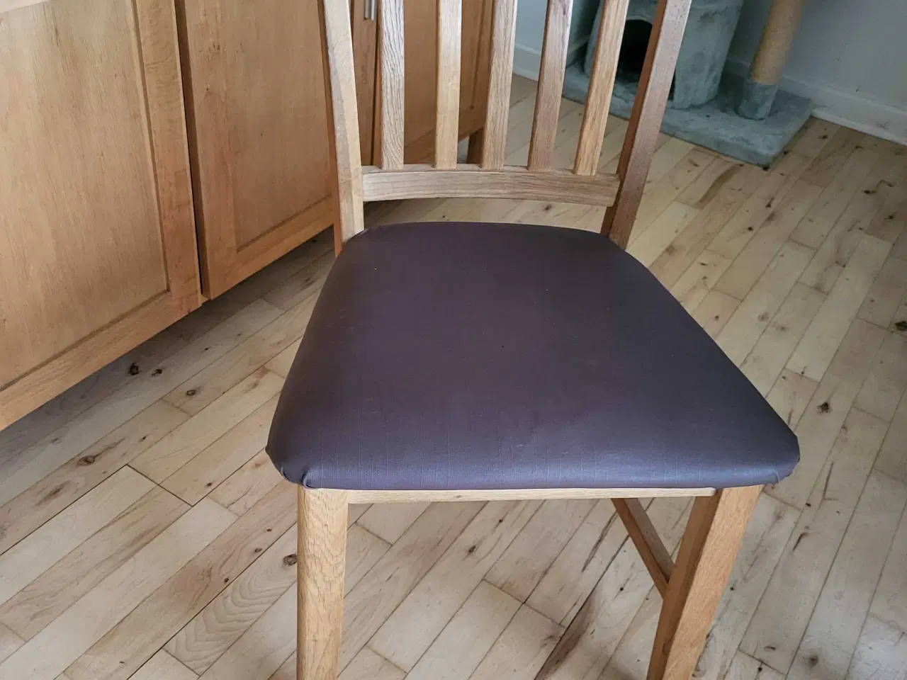 Billede 2 - 8 spisestuestole 