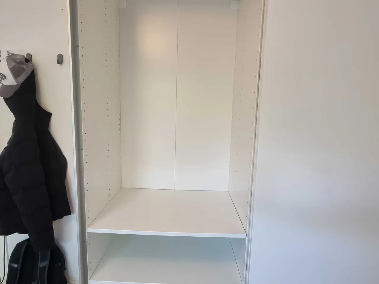 Billede 4 - PAX Hasvik garderobeskab fra Ikea