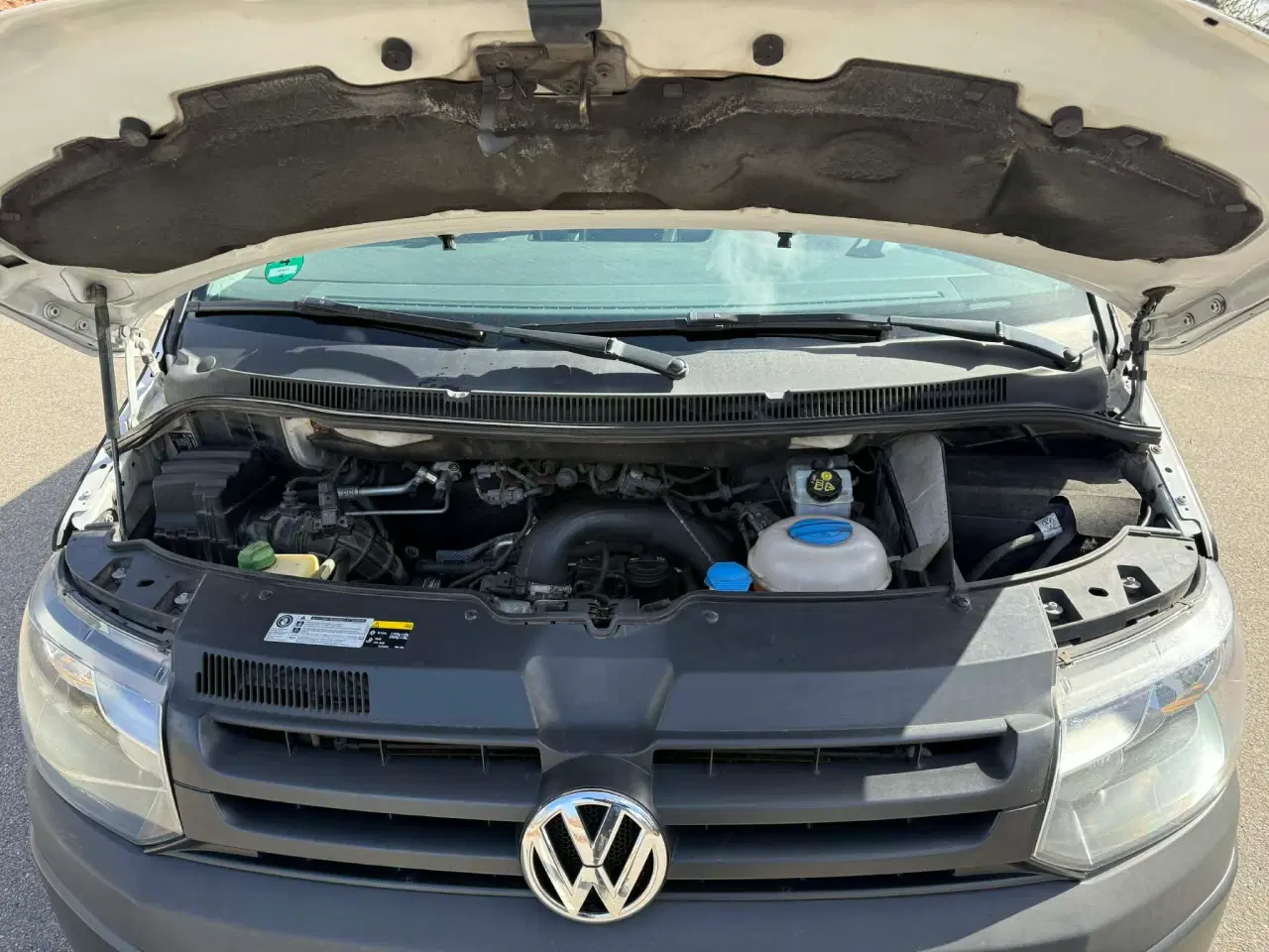 Billede 9 - Smuk lang Transporter med DSG