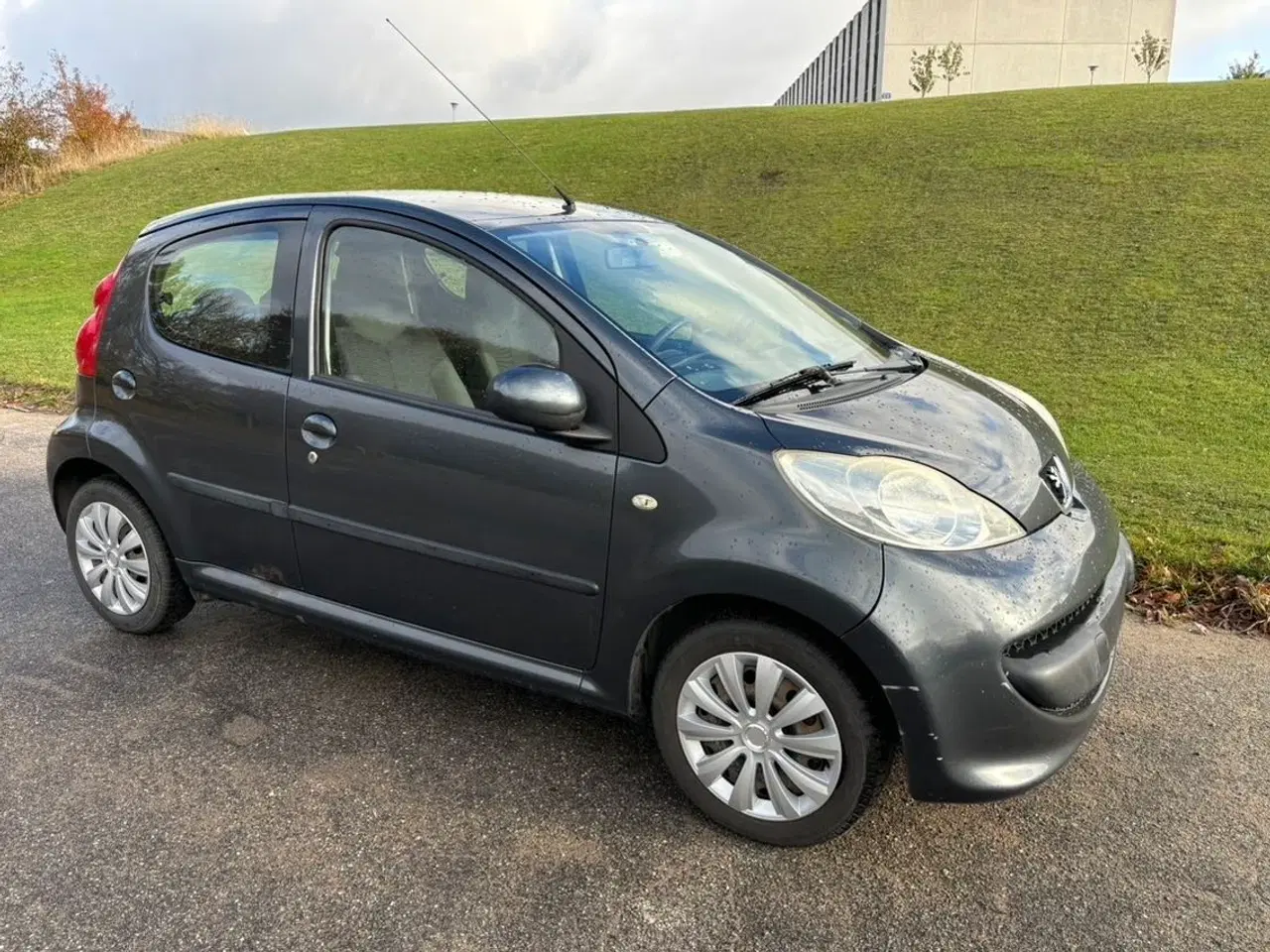 Billede 6 - Helt Nysynet.  229,000km