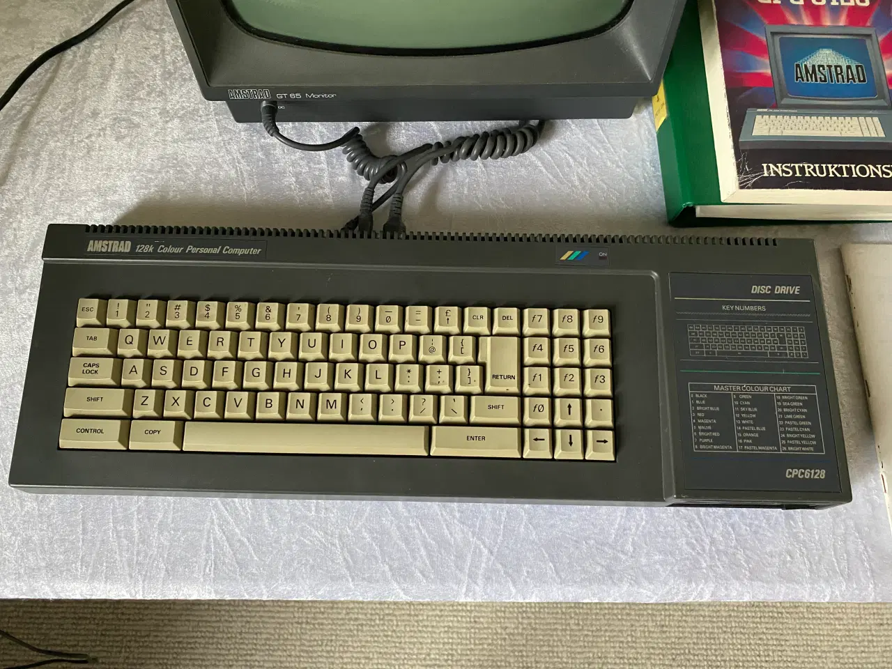 Billede 2 - 💾 Amstrad CPC 6128 Lot & Monitor – Defekt/Projekt